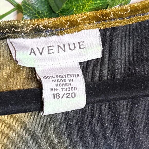 Beautiful goldish brown blue and black paisley fairy core long sleeve top - Picture 3 of 4